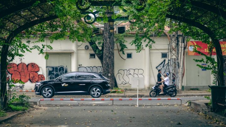 Szerszy obraz sytuacji na drodze dzięki dwóm perspektywom